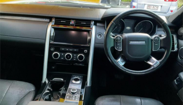 2017 LAND ROVER DISCOVERY 4D WAGON TD6 HSE MY17 7.jpg